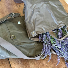 Load image into Gallery viewer, Gardener's Market &amp; Harvest Bag - The Celtic Farm