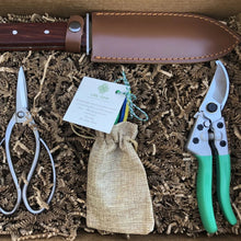 Load image into Gallery viewer, Ultimate Garden Gift Box - 4 Garden Tool Set (Hori Hori, Pruners, Garden Snips and Garden Tool Sharpeners) Tool Kit - The Celtic Farm
