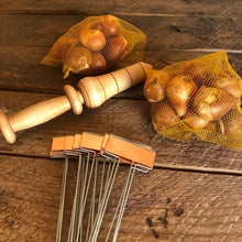 Load image into Gallery viewer, Gardening Gift Box - Fall/Winter Tulip Planting Set (Bulb Planter, Copper Garden Markers and Tulips - The Celtic Farm