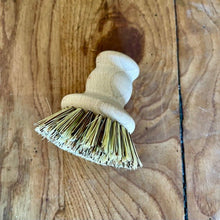 Load image into Gallery viewer, Small Garden Pot Scruber/Brush - The Celtic Farm