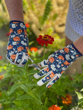Load image into Gallery viewer, Women's Floral Gardening and Project Gloves - The Celtic Farm